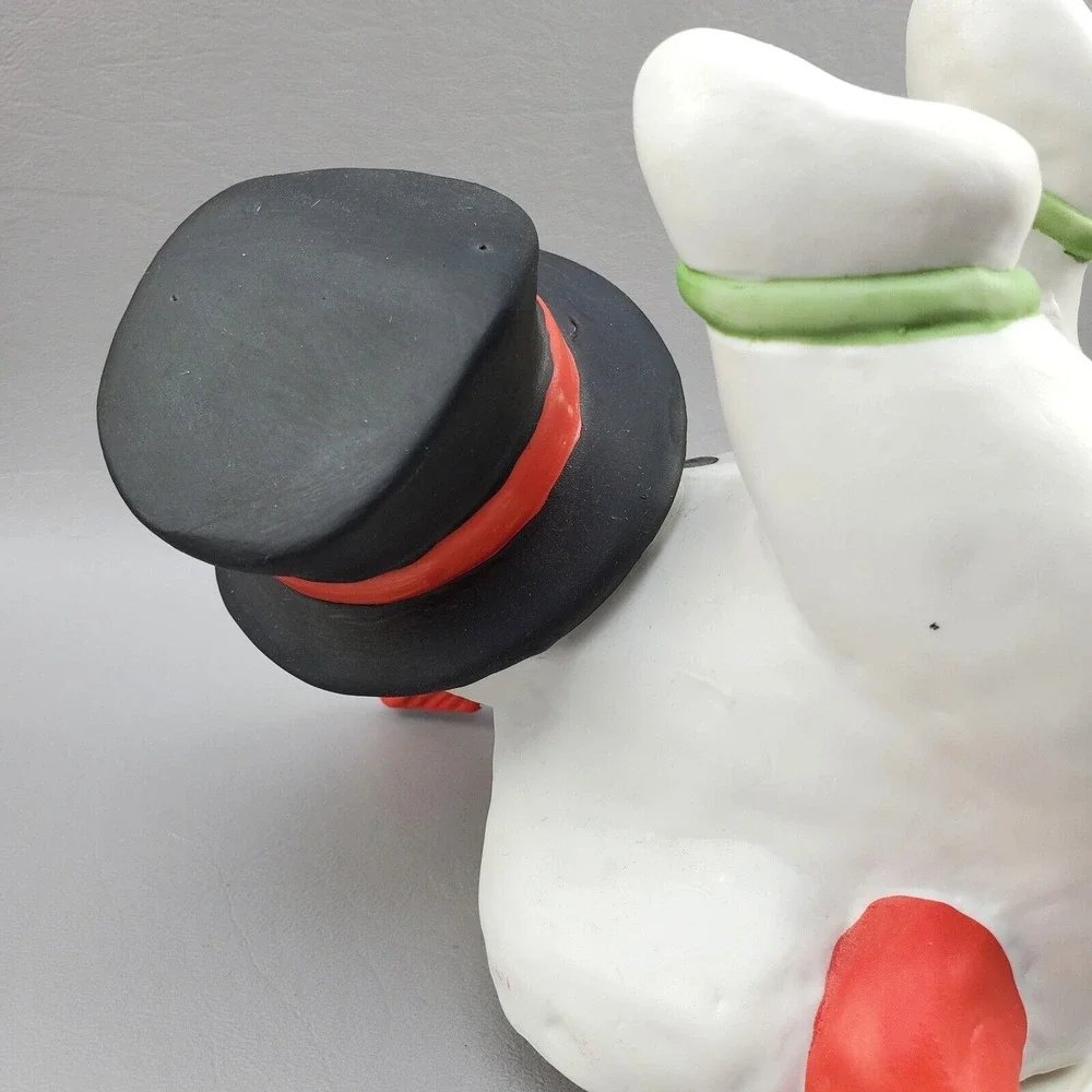 Snowman Music Box Ceramic Plays Frosty the Snowman Christmas Holiday Decor Vtg